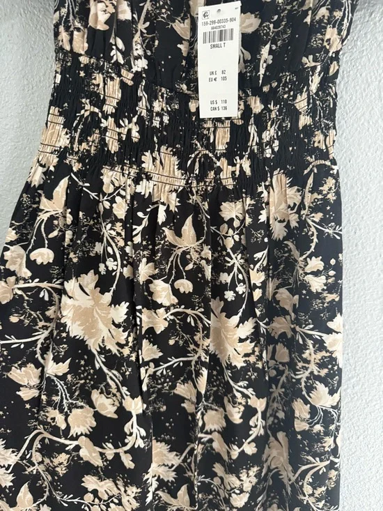 Abercrombie and Fitch Puff Sleeve Smocked Waist Midi Dress - Picture 5 of 6